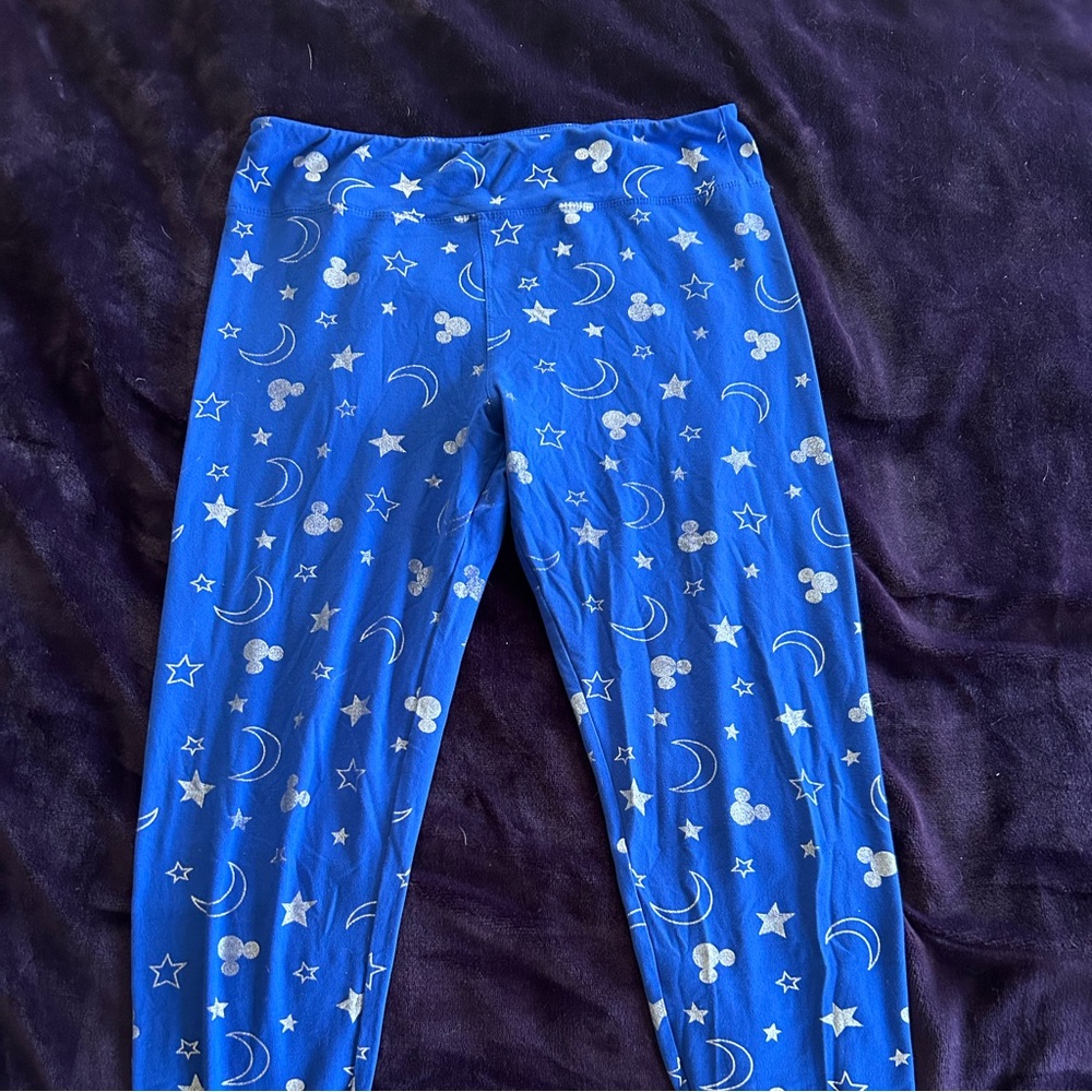 Used Disney parks leggings size M